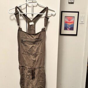 Aritzia Wilfred Free Kakhi overalls
